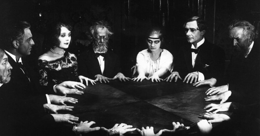 vozniknovenie-spiritizma | Осознанные сновидения и внетелесные путешествия Возникновение спиритизма